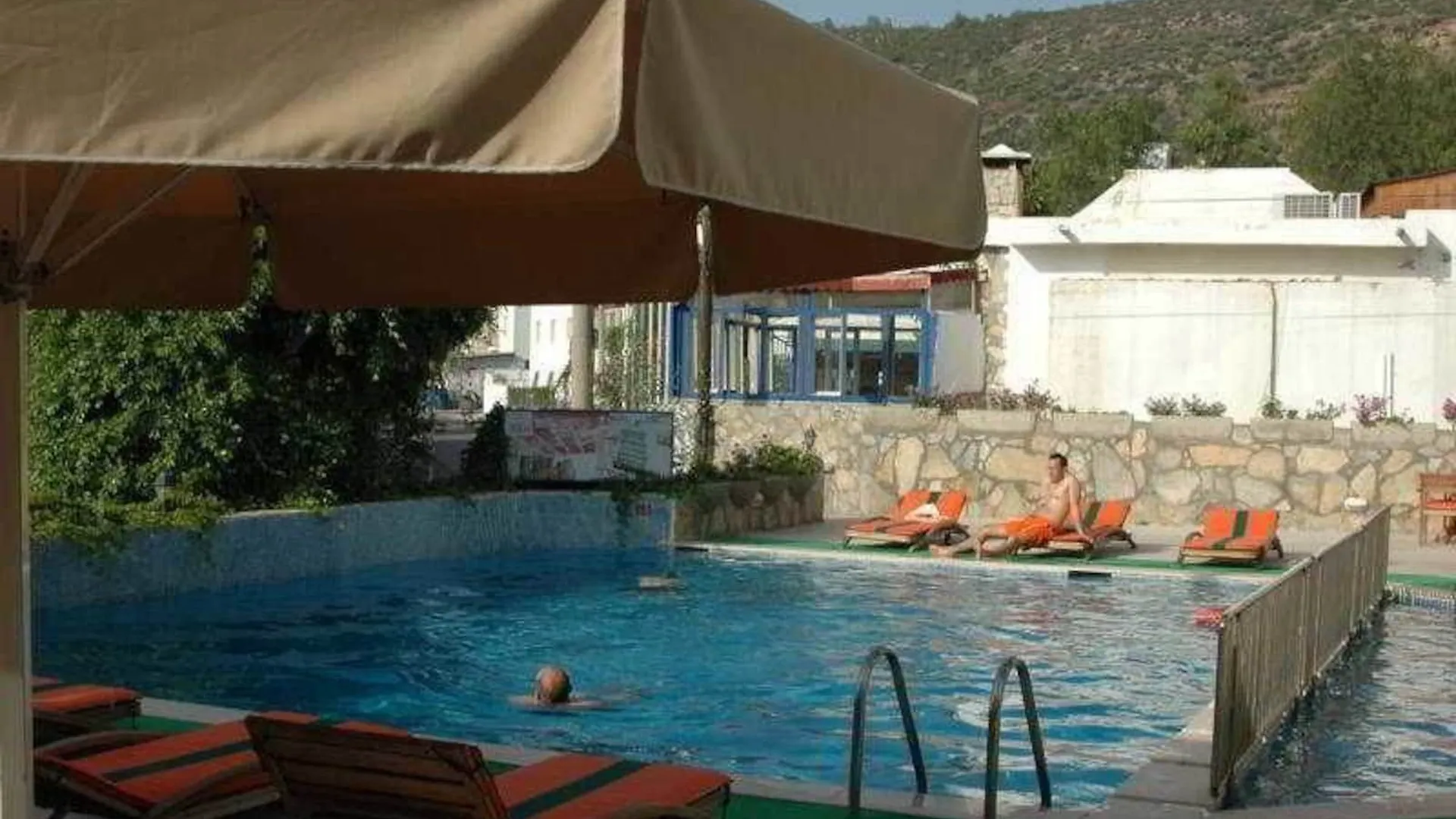 Eden Hotel Bodrum 2*,